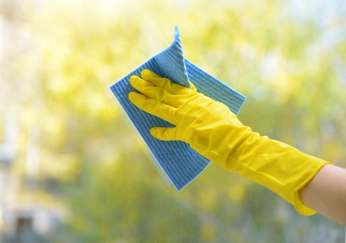 Detailed cleaning of kitchen and bathroom areas in Bromley