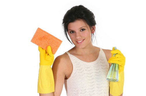 Professional window cleaning for a Bromley home exterior